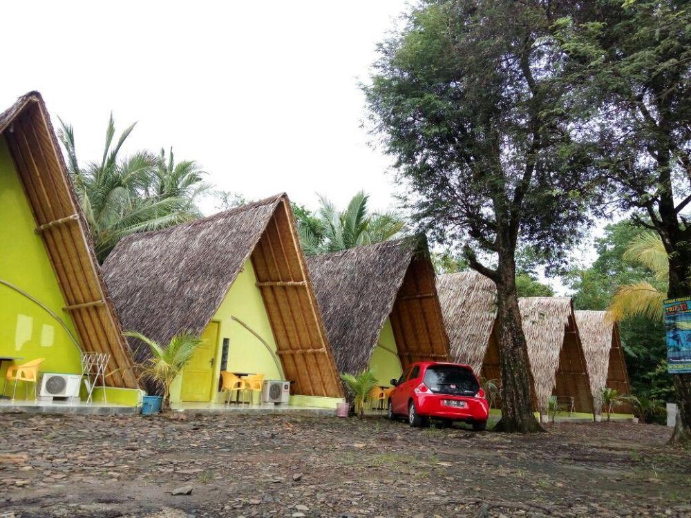 penginapan bunar tunggal dan resto seafood