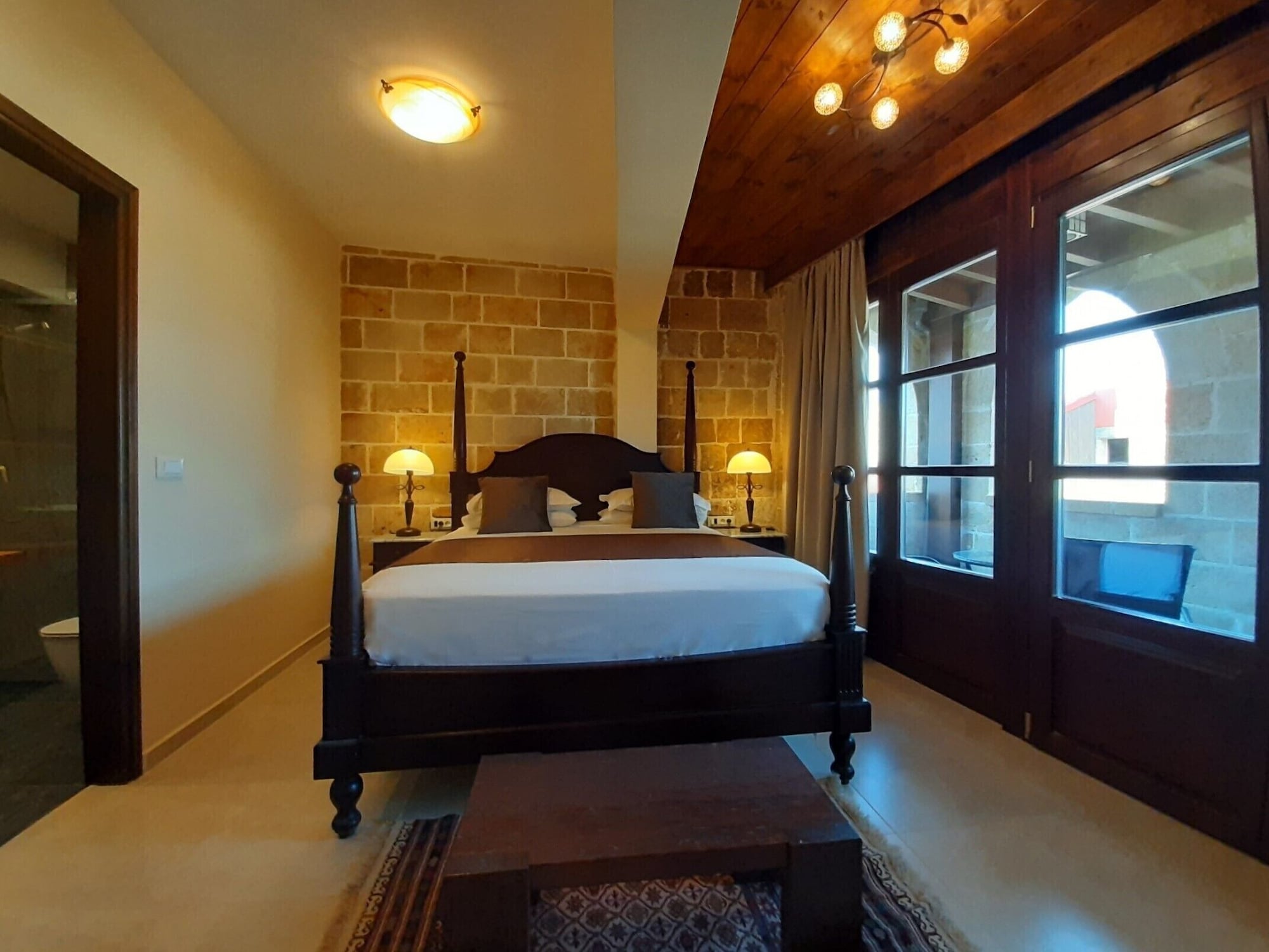 s nikolis historic boutique hotel
