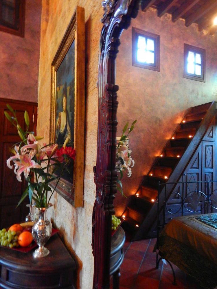 s nikolis historic boutique hotel