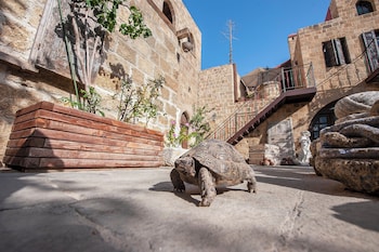 s nikolis historic boutique hotel