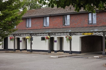 Cross Roads Hotel By Greene King Inns,,3 star