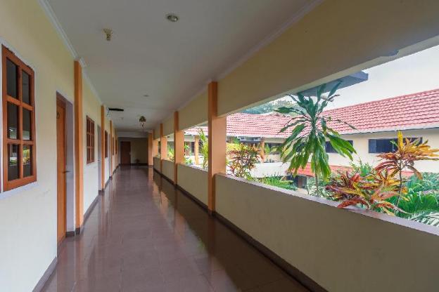 reddoorz jalan babepalar rike manado