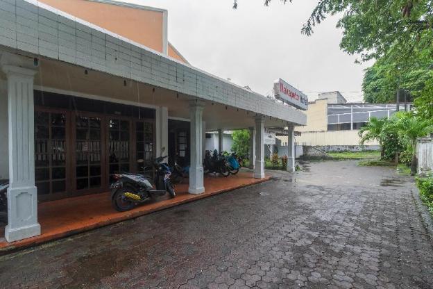 reddoorz jalan babepalar rike manado