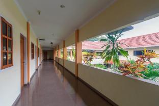 reddoorz jalan babepalar rike manado