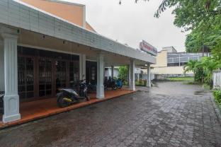 reddoorz jalan babepalar rike manado