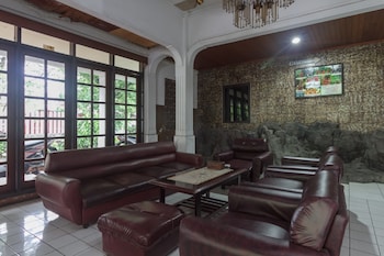 reddoorz jalan babepalar rike manado