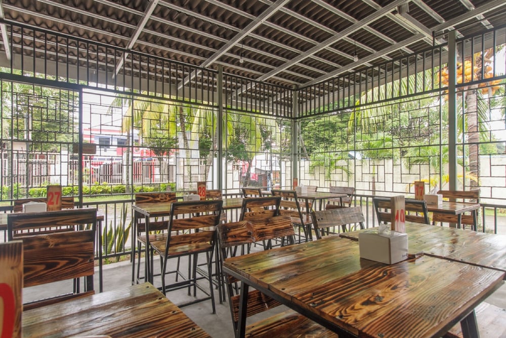 reddoorz jalan babepalar rike manado