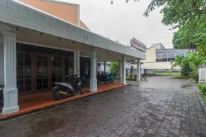 reddoorz jalan babepalar rike manado