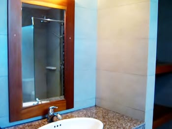 cinnamon beach villas