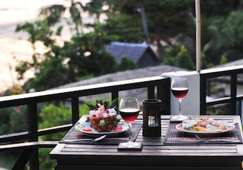 cinnamon beach villas