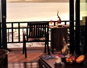 cinnamon beach villas