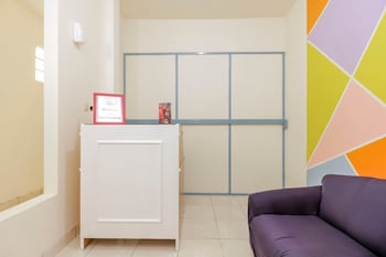 Reddoorz @ Tanjung Duren,Jakarta>>Bekasi,2 star