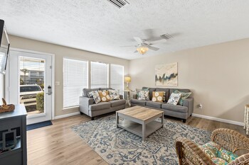 southwind condo rentals by panhandle getaways