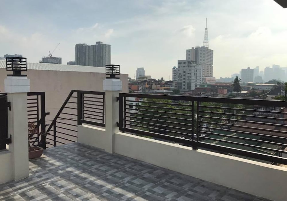 one terence residences