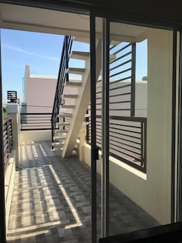 one terence residences