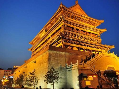 atour light hotel xian university city