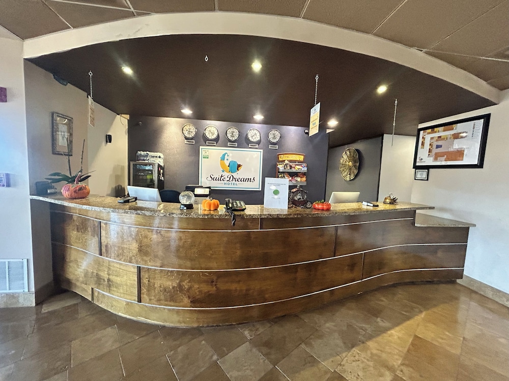 suite dreams hotel