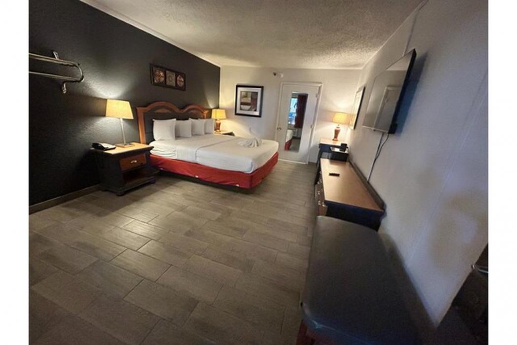 suite dreams hotel