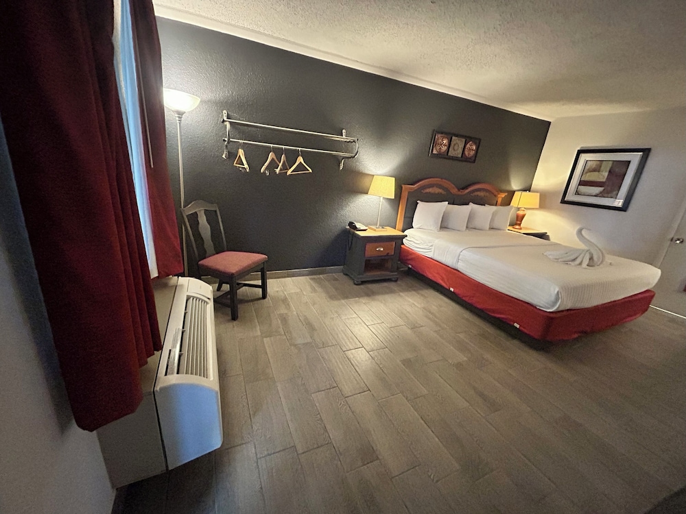 suite dreams hotel