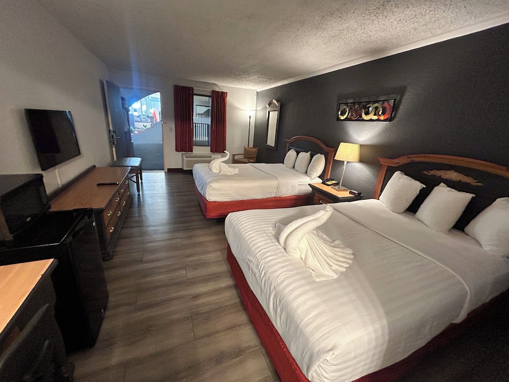 suite dreams hotel