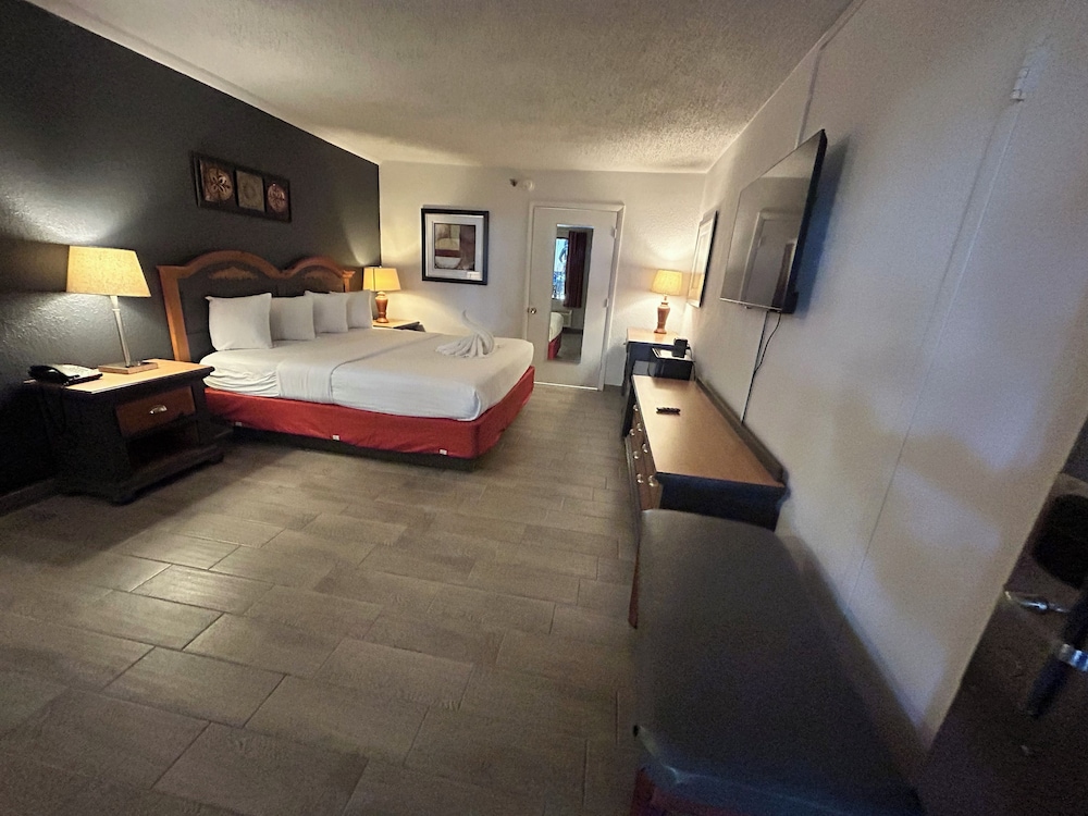 suite dreams hotel