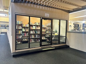 Suite Dreams Hotel,,3 star