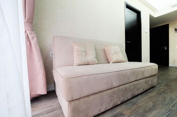 graceful and luxury 1br casa de parco apartment