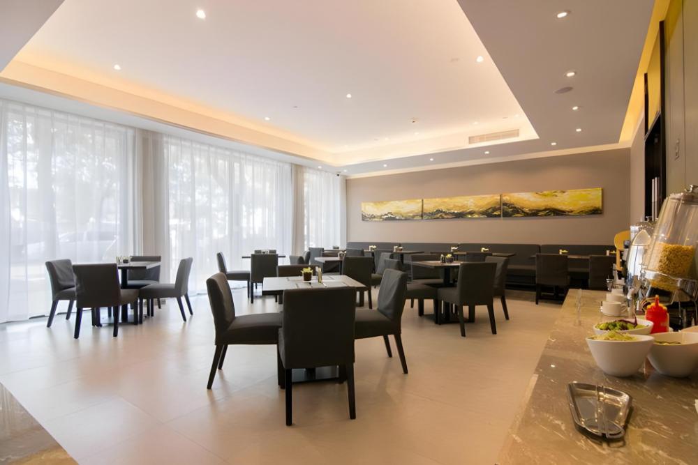 home inn plus shanghai pudong airport chuansha wangqiao