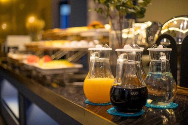 orange hotel shanghai pujiang shendu road metro station