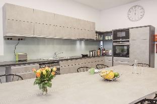 riess city rooms self check in