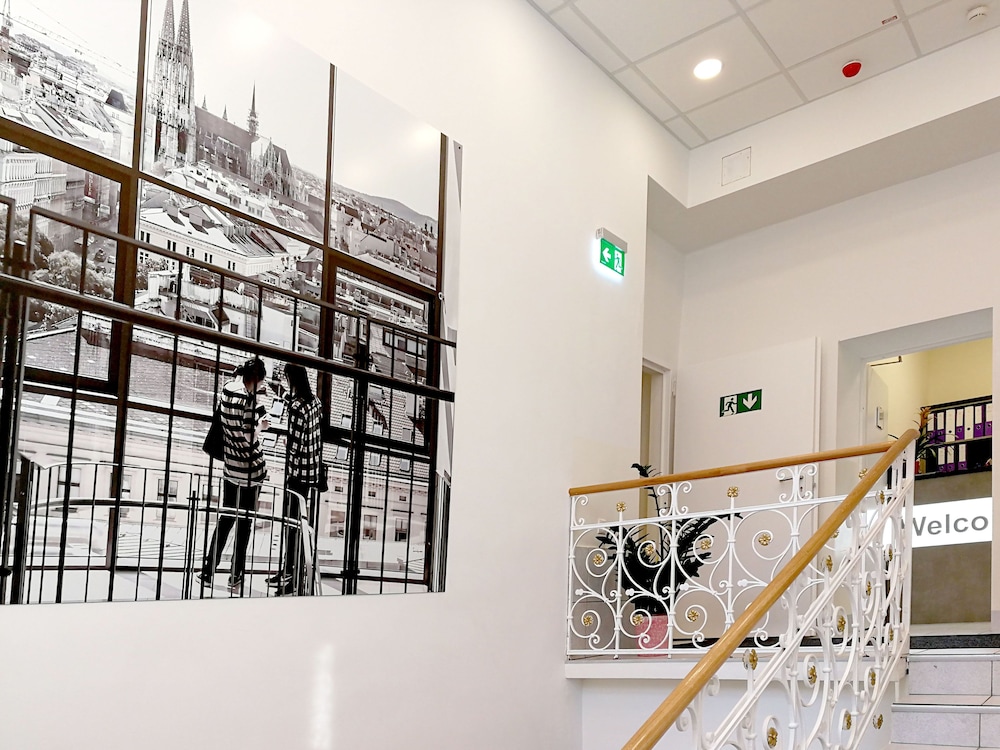 riess city rooms self check in