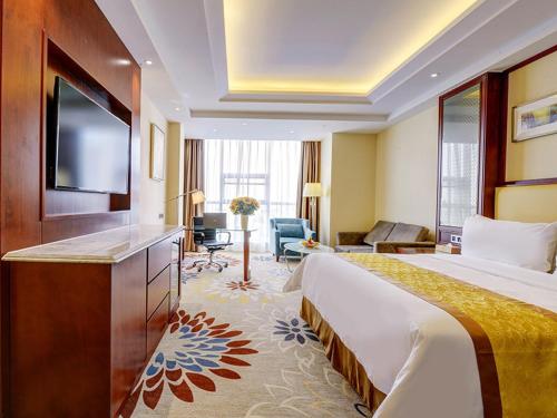 vienna hotel nanchang county chengbi lake