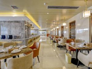 vienna hotel nanchang county chengbi lake