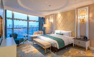 wuhu suning universal hotel