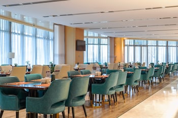 wuhu suning universal hotel