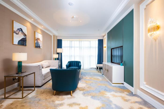 wuhu suning universal hotel
