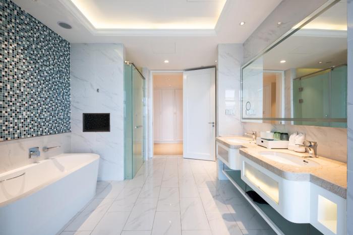 wuhu suning universal hotel
