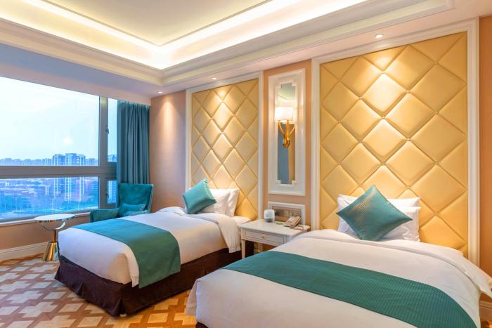 wuhu suning universal hotel