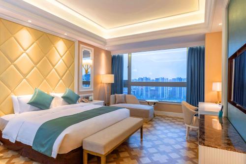 wuhu suning universal hotel