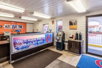 motel 6 eloy az casa grande