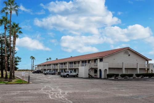 motel 6 eloy az casa grande