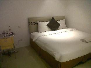 kyriad m hotel sorong
