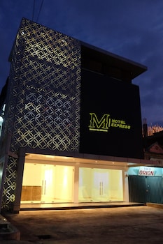 kyriad m hotel sorong