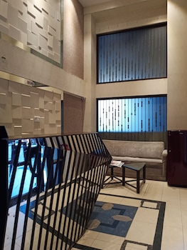 treebo trend indiana classic lalkothi