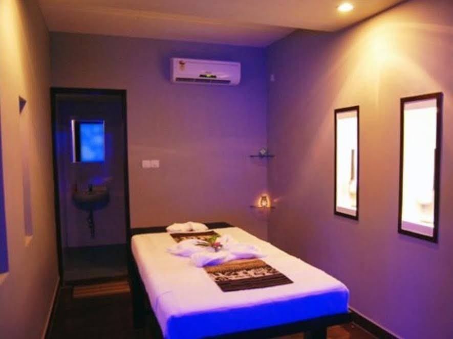 gokulam park sabari omr hotel