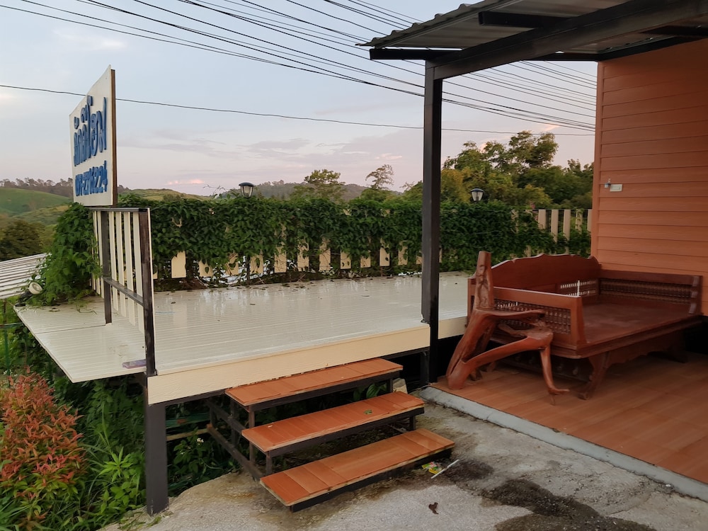 jit dee home khao kho