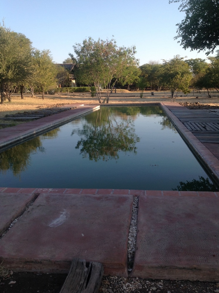 livingstone guest farm