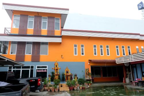 banpong center place