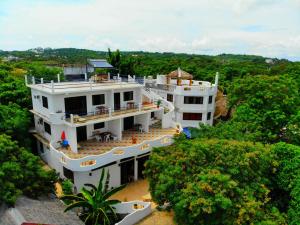 aquarius terraces boutique resort