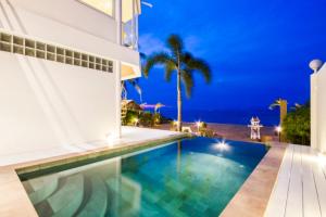 b1 luxury beachfront apartments